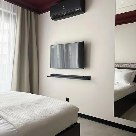 Prestige - Center Rooftop