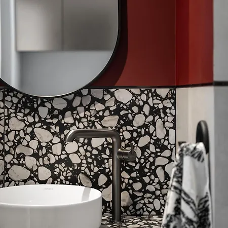 Prestige - Center Rooftop *